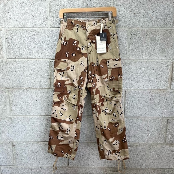 NWT Urban Renewal Urban Outfitters Army Pants - Picture 1 of 11
